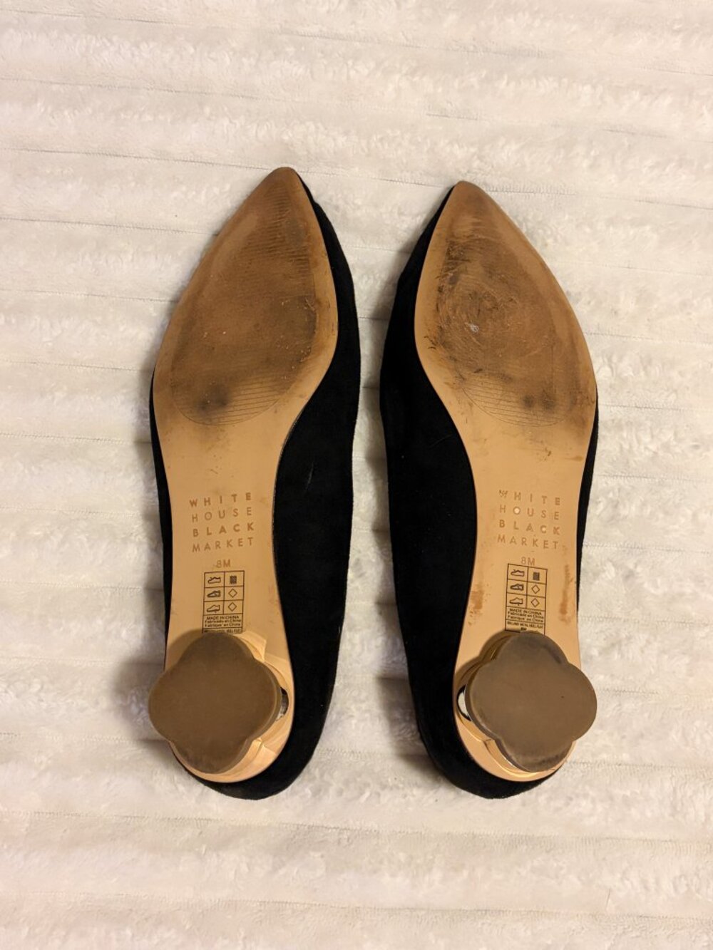 White House Black Market Black Suede Pointed Toe Gold Heel Flats Size 8 - Picture 3 of 3